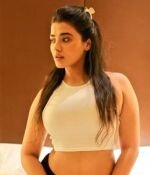 Karishma Escorts